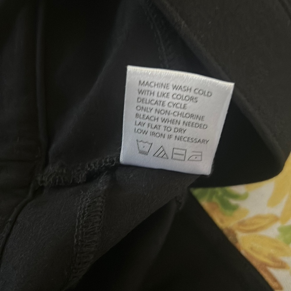 Ultra-Stretch Ponte Ankle Legging - Picture 5 of 9